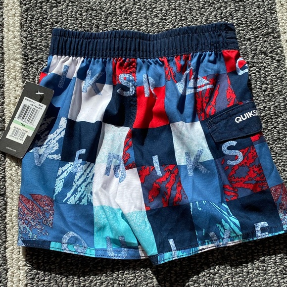 Quicksilver Swim Trunks Size 18 months - Picture 2 of 3